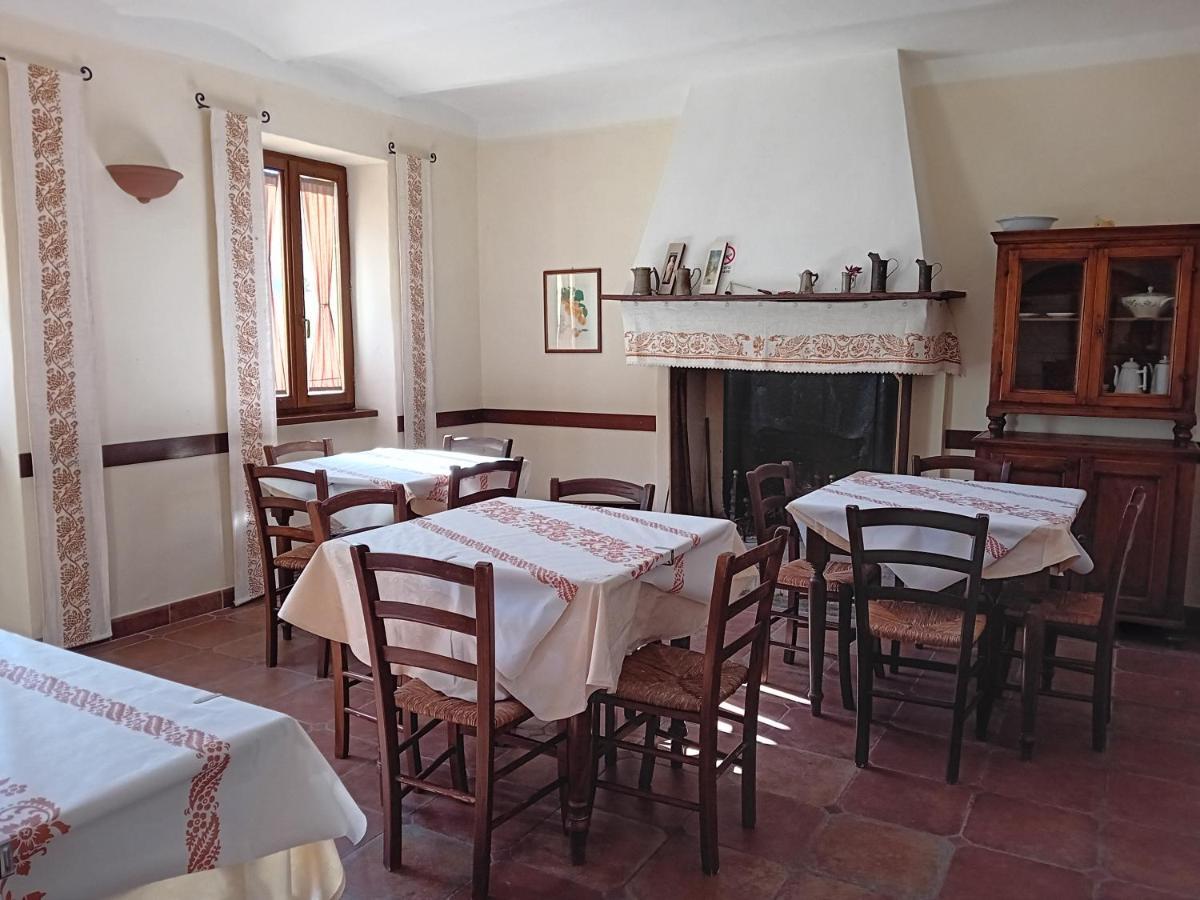 乌尔巴尼亚Agriturismo Valpietro住宿加早餐旅馆 外观 照片
